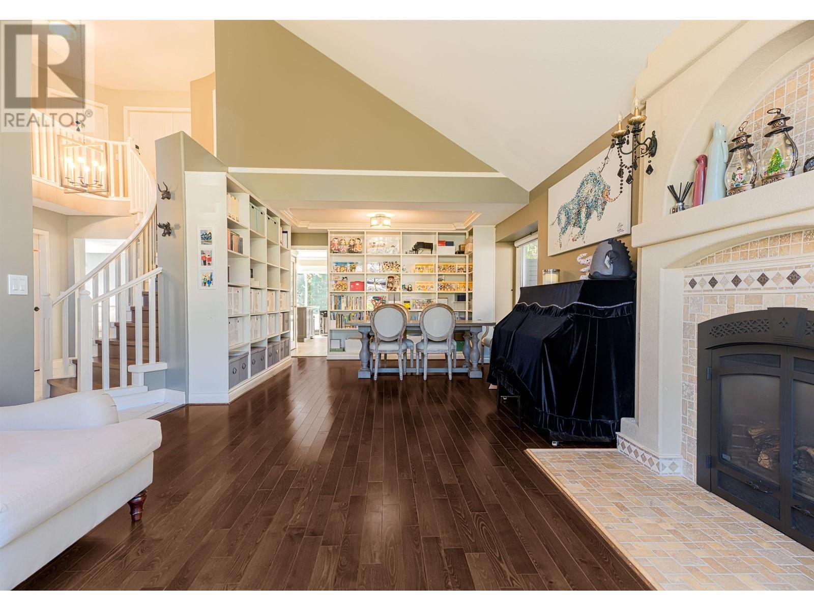 1576 BRAMBLE LANE, Coquitlam real estate listing R3004928