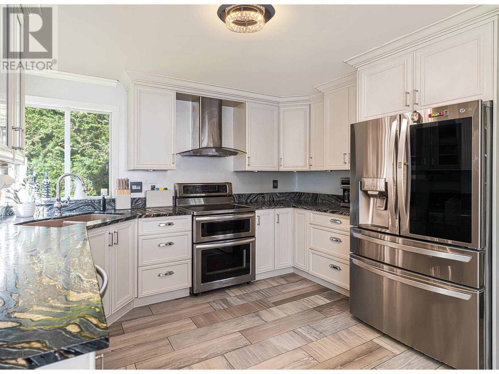 1576 BRAMBLE LANE, Coquitlam real estate listing R3004928