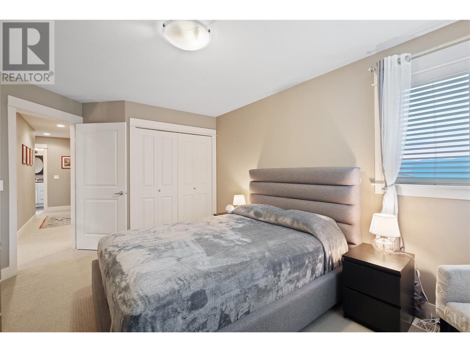  856 Hewetson Avenue, Kelowna