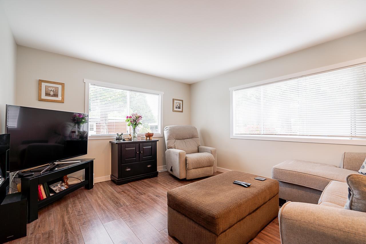 Photo 8 of 75 1840 160 Street, Surrey BC