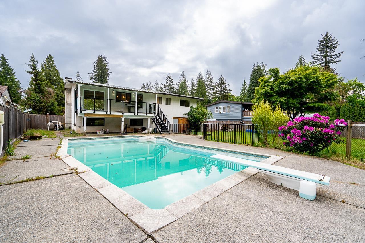 Photo 35 of 4437 196 A Street, Langley BC