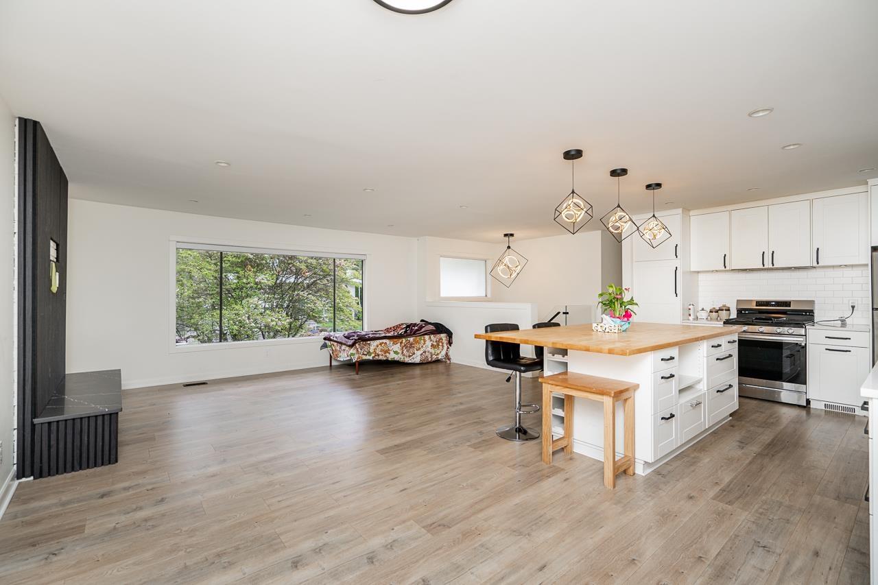 Photo 17 of 4437 196 A Street, Langley BC