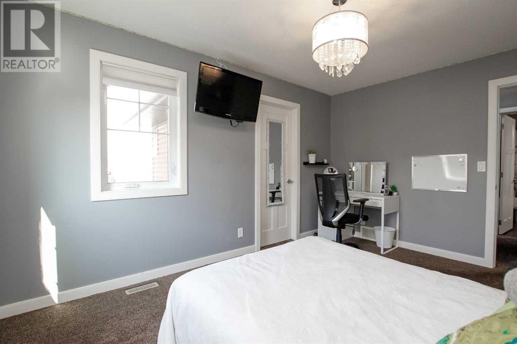 121 Traptow Close, Red Deer