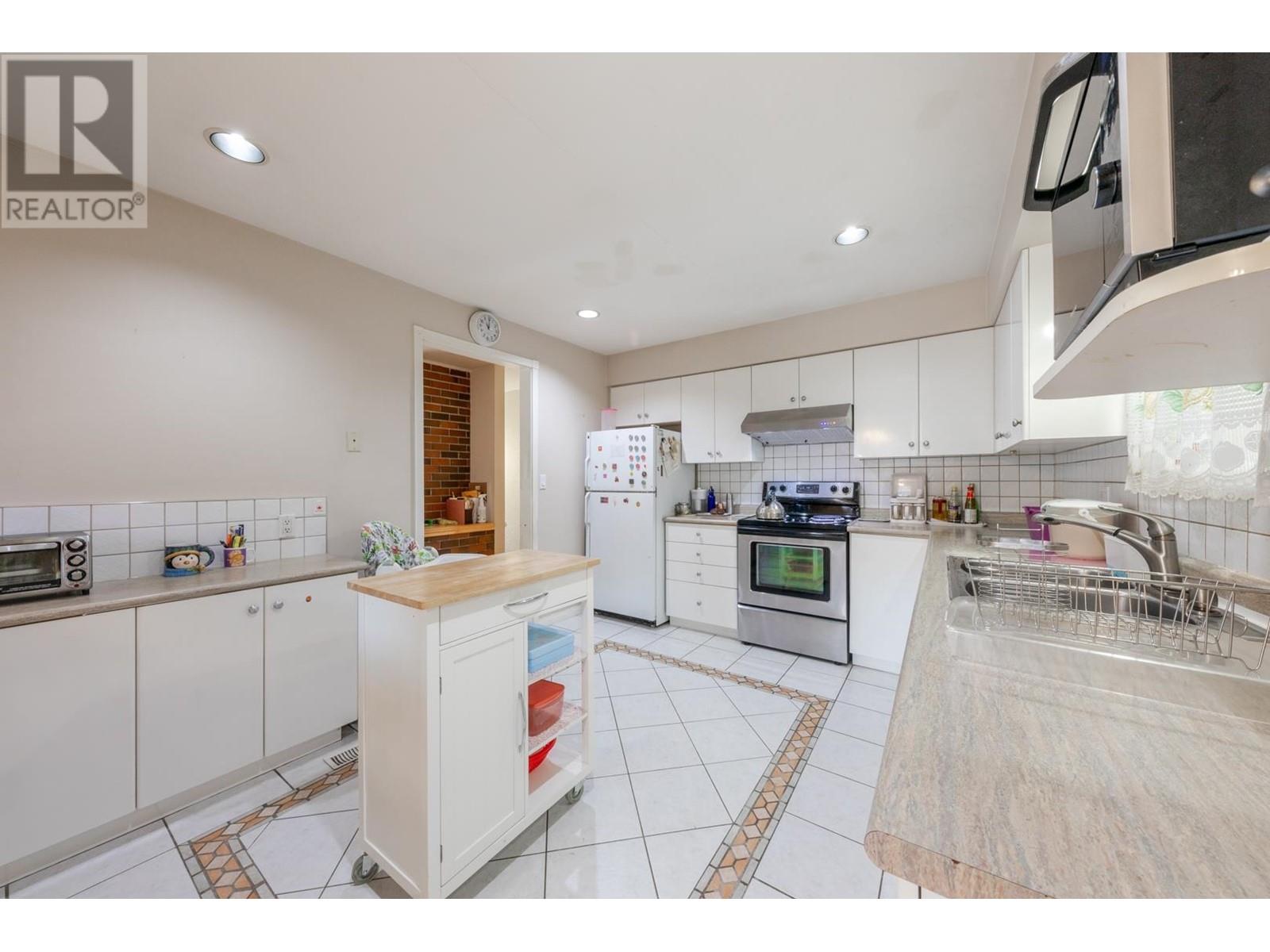 8080 MINLER ROAD, Richmond real estate listing R2899035