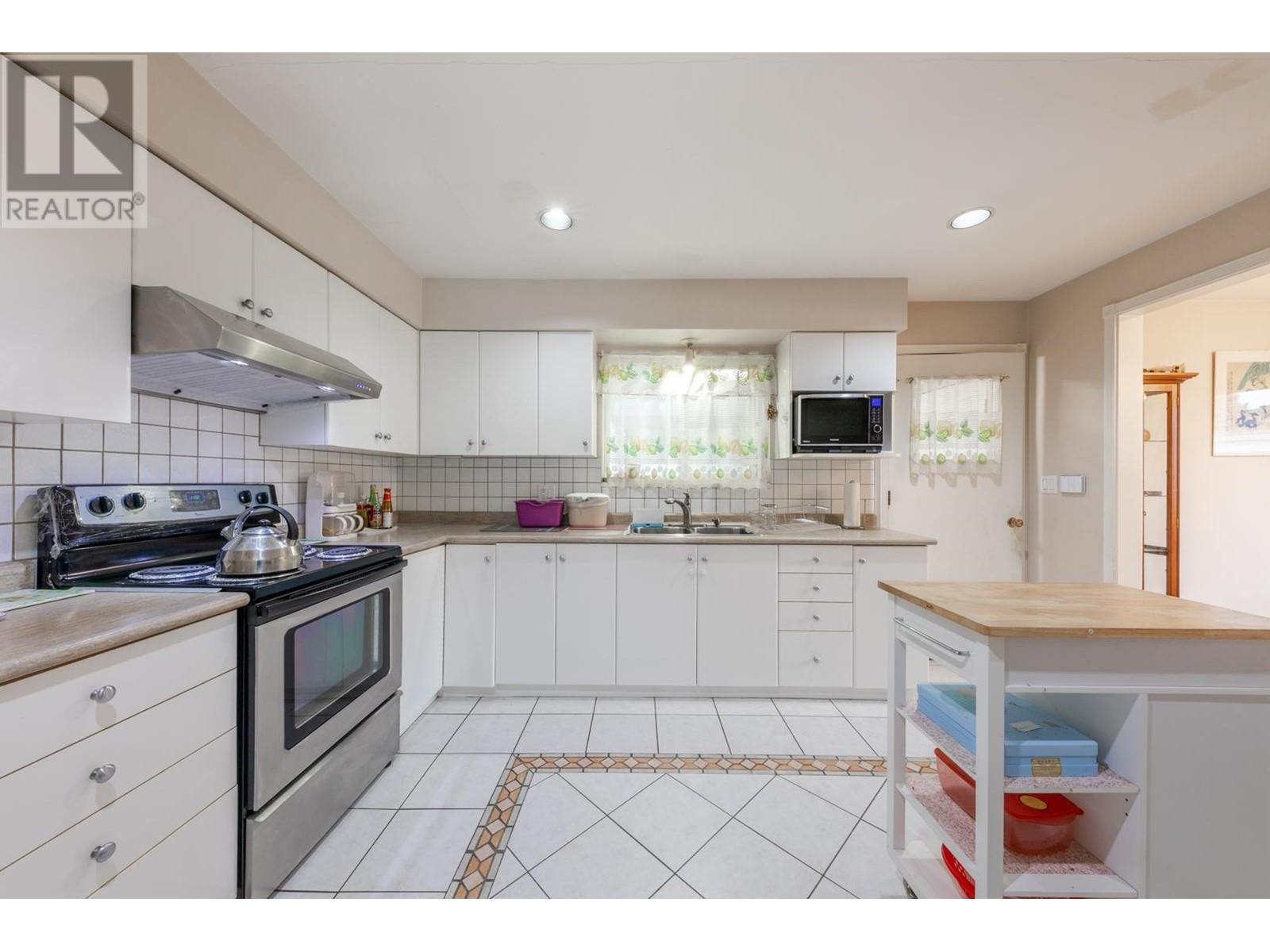 8080 MINLER ROAD, Richmond real estate listing R2899035