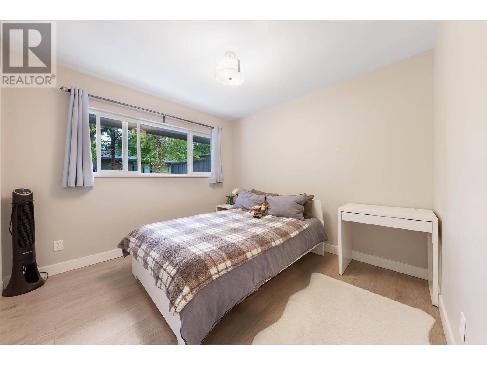 Photo 6 of 4477 Primrose Lane, North Vancouver BC