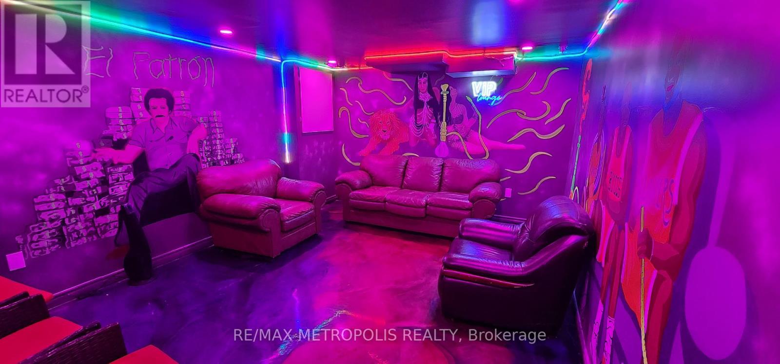1235 ELLESMERE ROAD