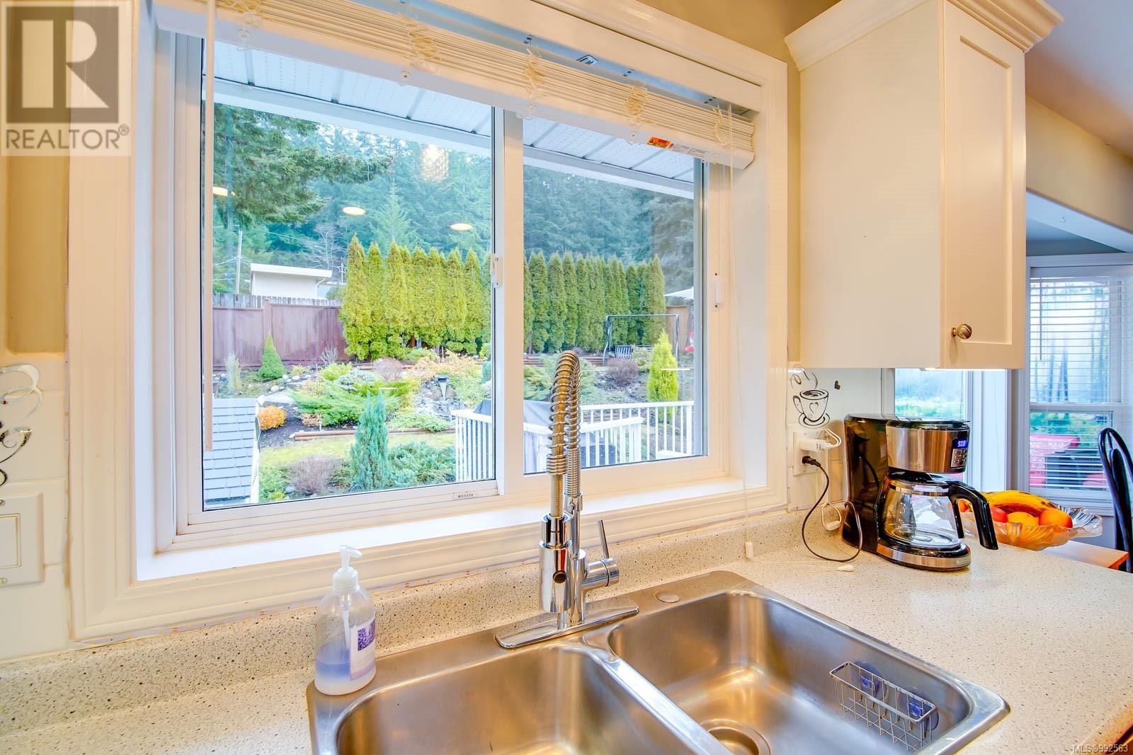 2231 14th Ave, Port Alberni real estate listing 992563
