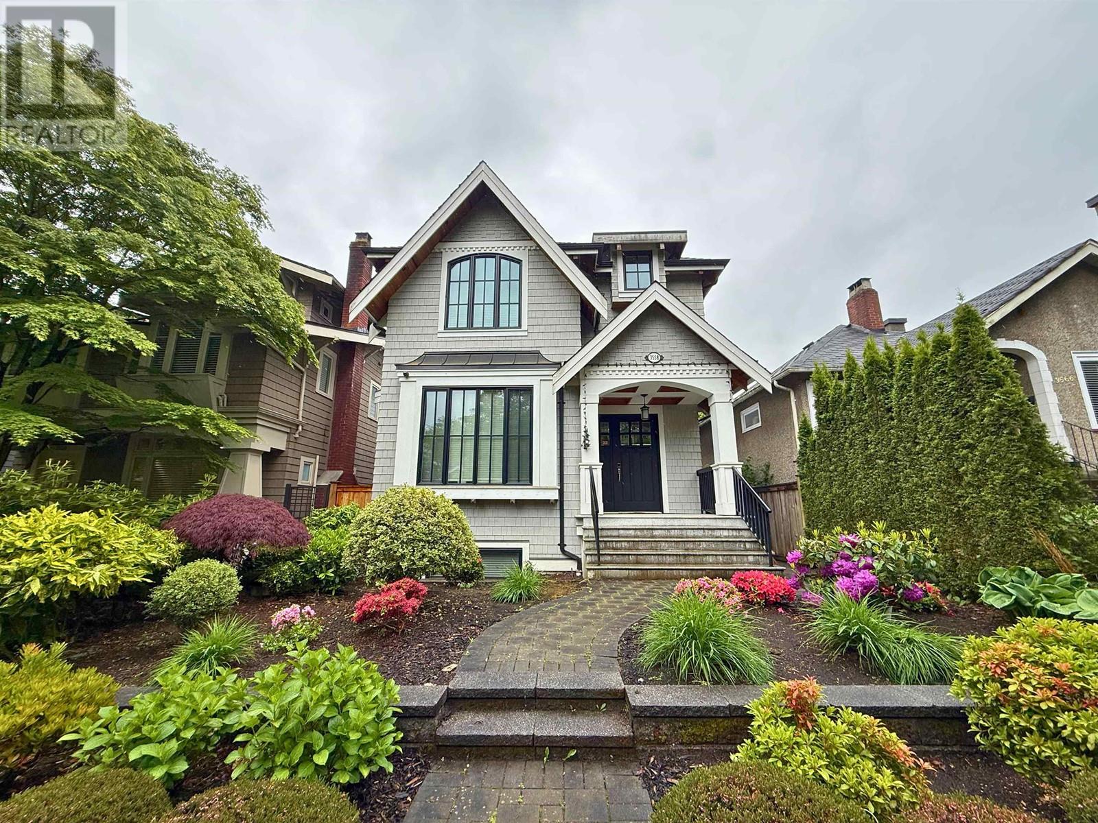 3558 W 11TH AVENUE, Vancouver