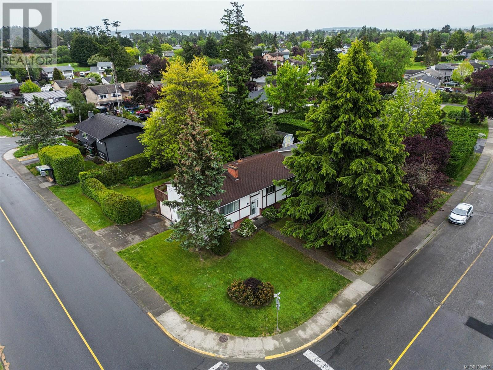 10327 Bowerbank Rd, Sidney