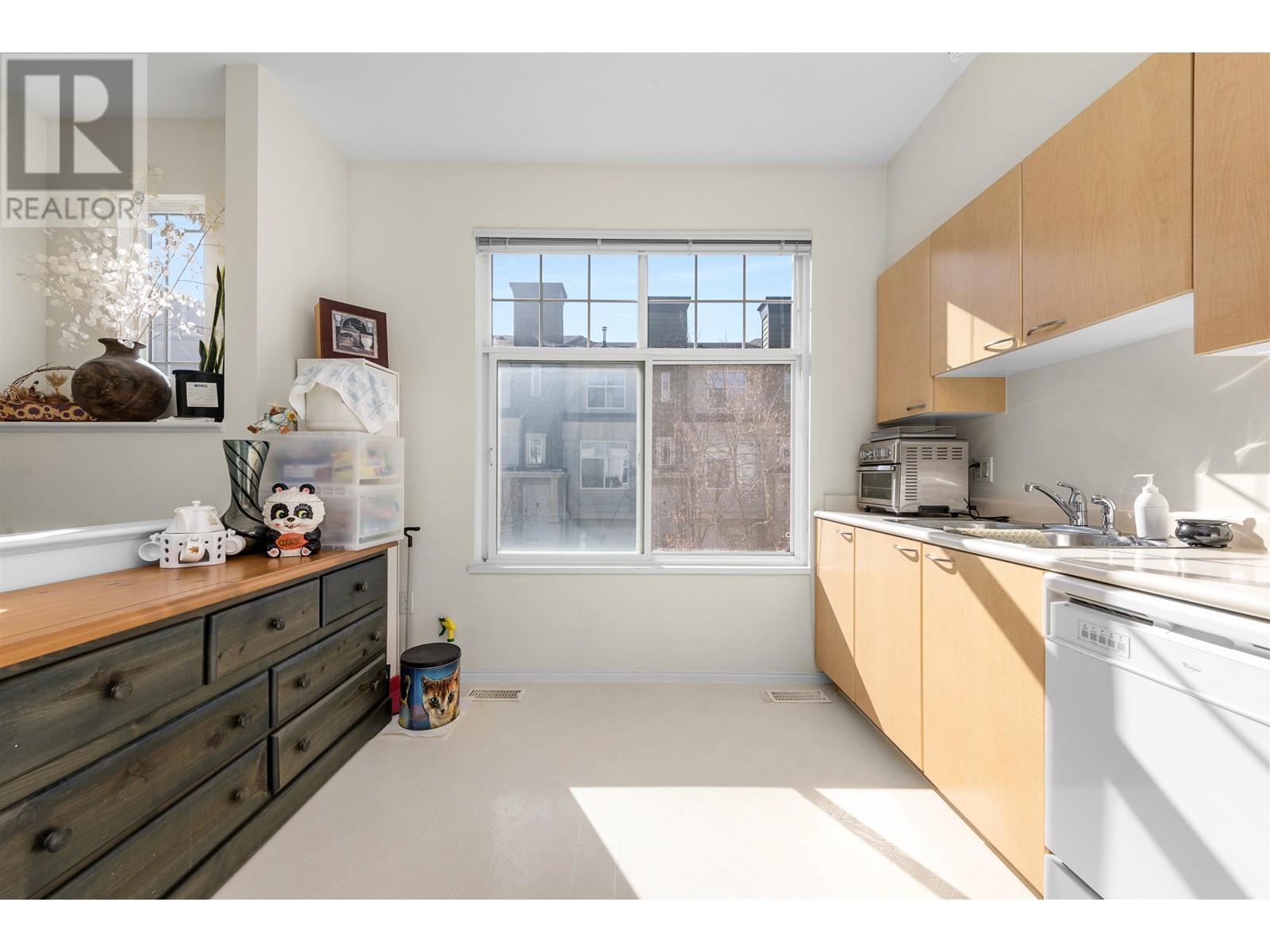 #42-3711 ROBSON Court, Richmond