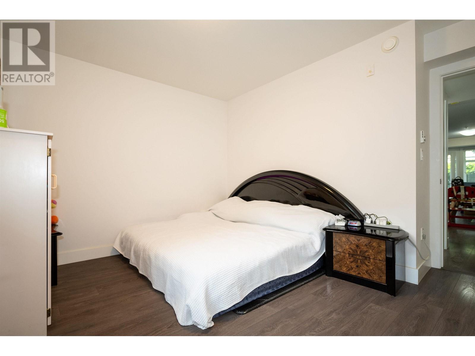Photo 19 of 5805 Wales Street, Vancouver BC