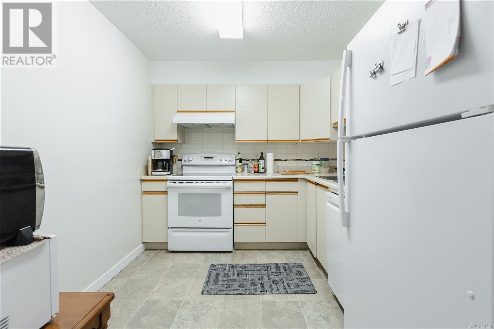 #410 6715 DOVER RD - Image 5