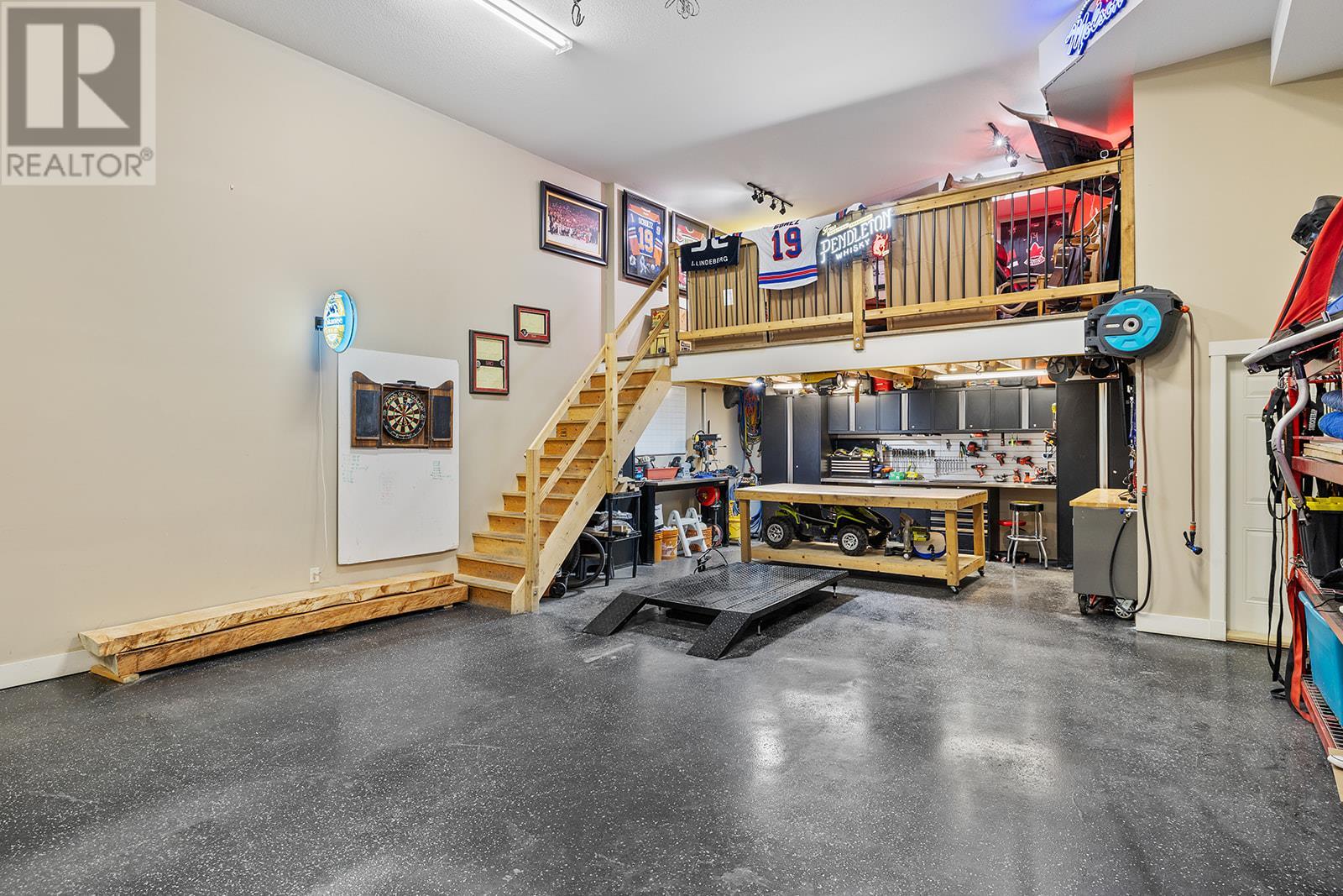#19 3359 COUGAR ROAD - Image 37