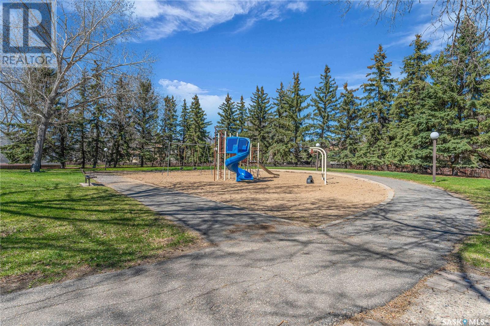 Photo 49 of 2014 Styles Crescent E, Regina SK