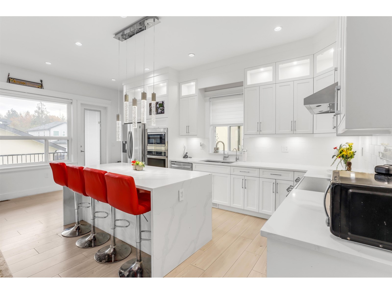 Photo 11 of 9722 160 Street, Surrey BC