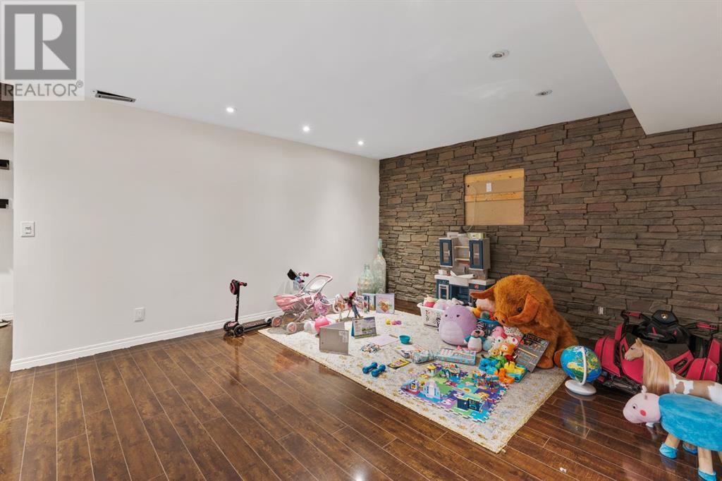 Single Family House for Sale in  Discovery Ridge Way SW Discovery Ridge Calgary 