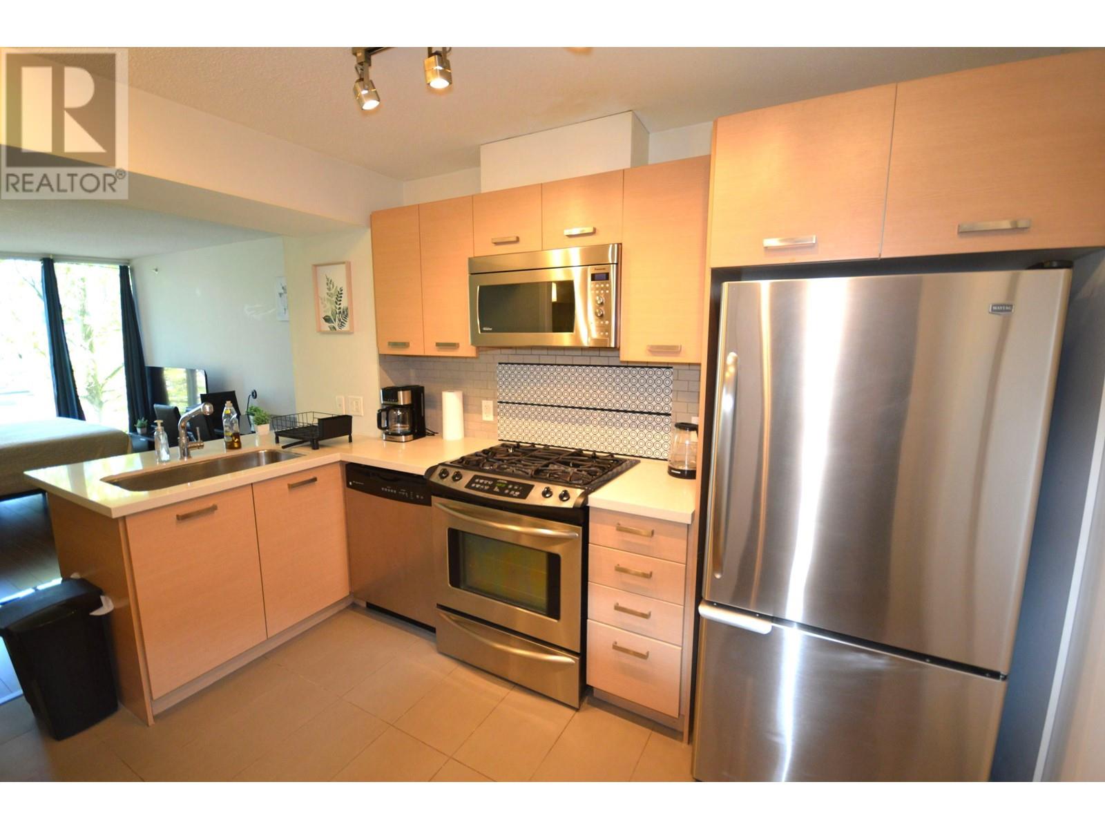 #612-8033 SABA Road, Richmond