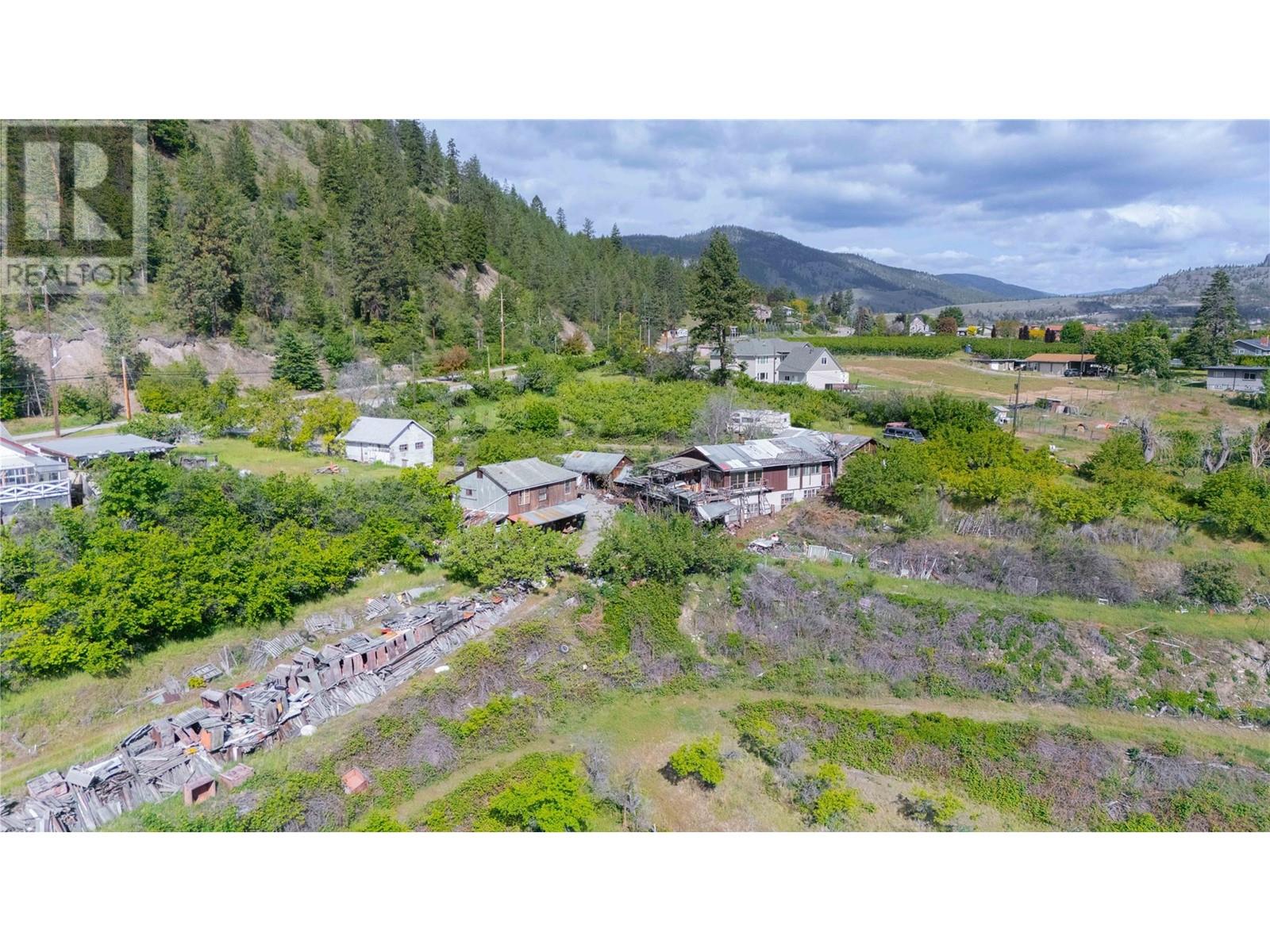  11415 Giants Head Road, Summerland
