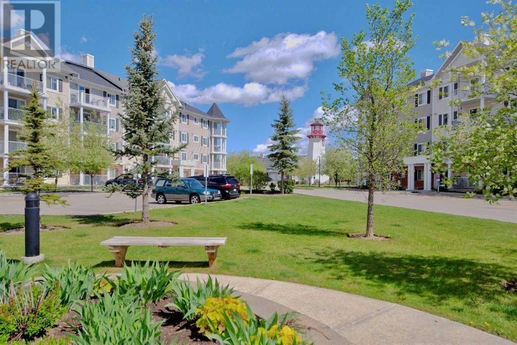 3217, 10 Country Village Park NE, Calgary, Alberta