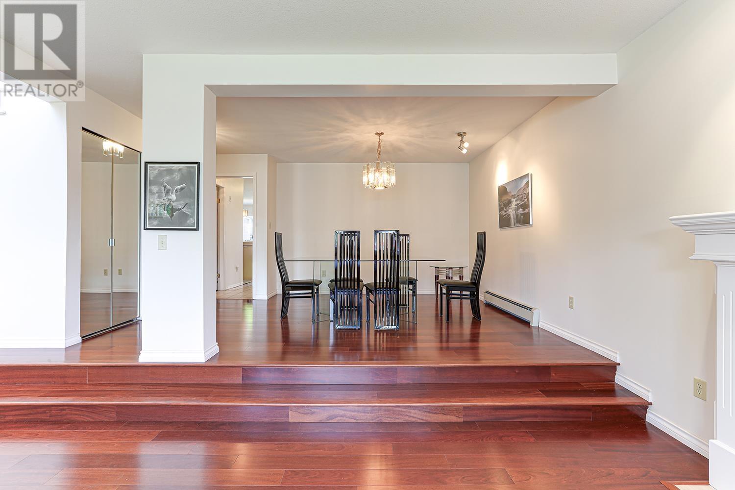 Photo 4 of 7880 French Street, Vancouver BC