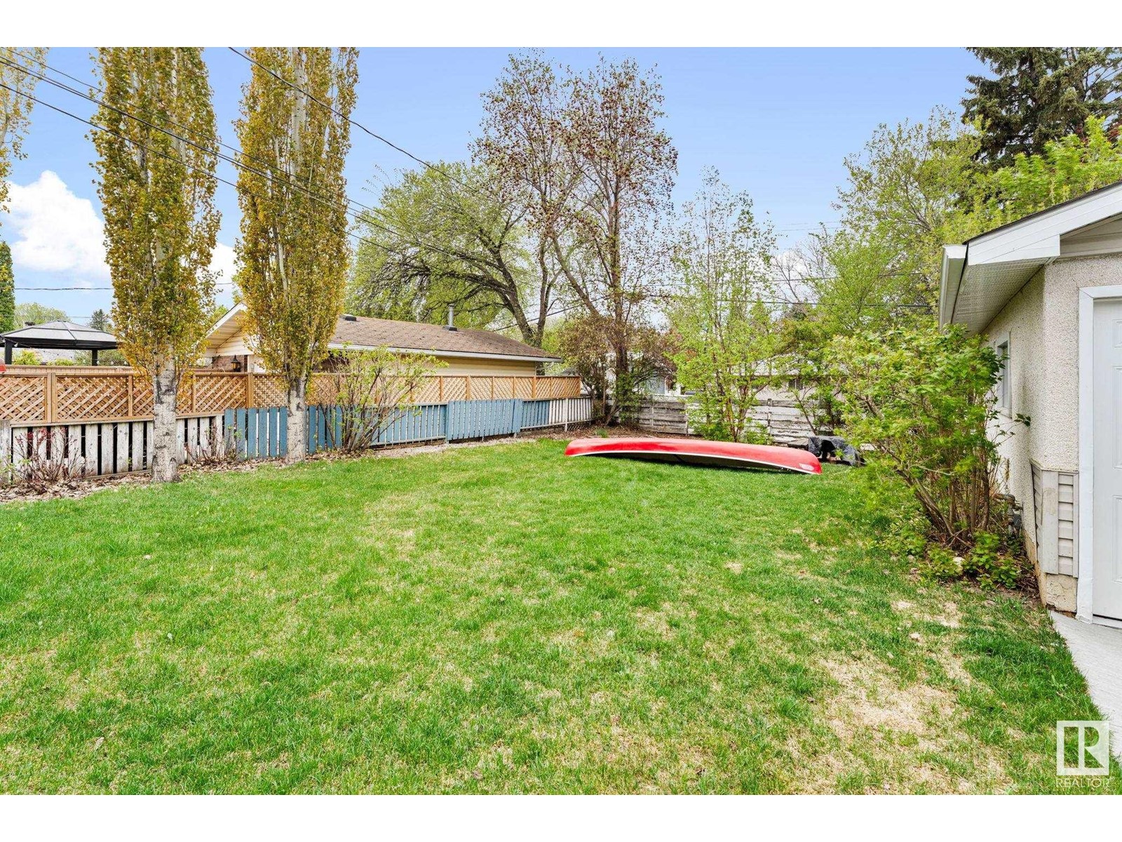 13 Swallow CR NW, St. Albert