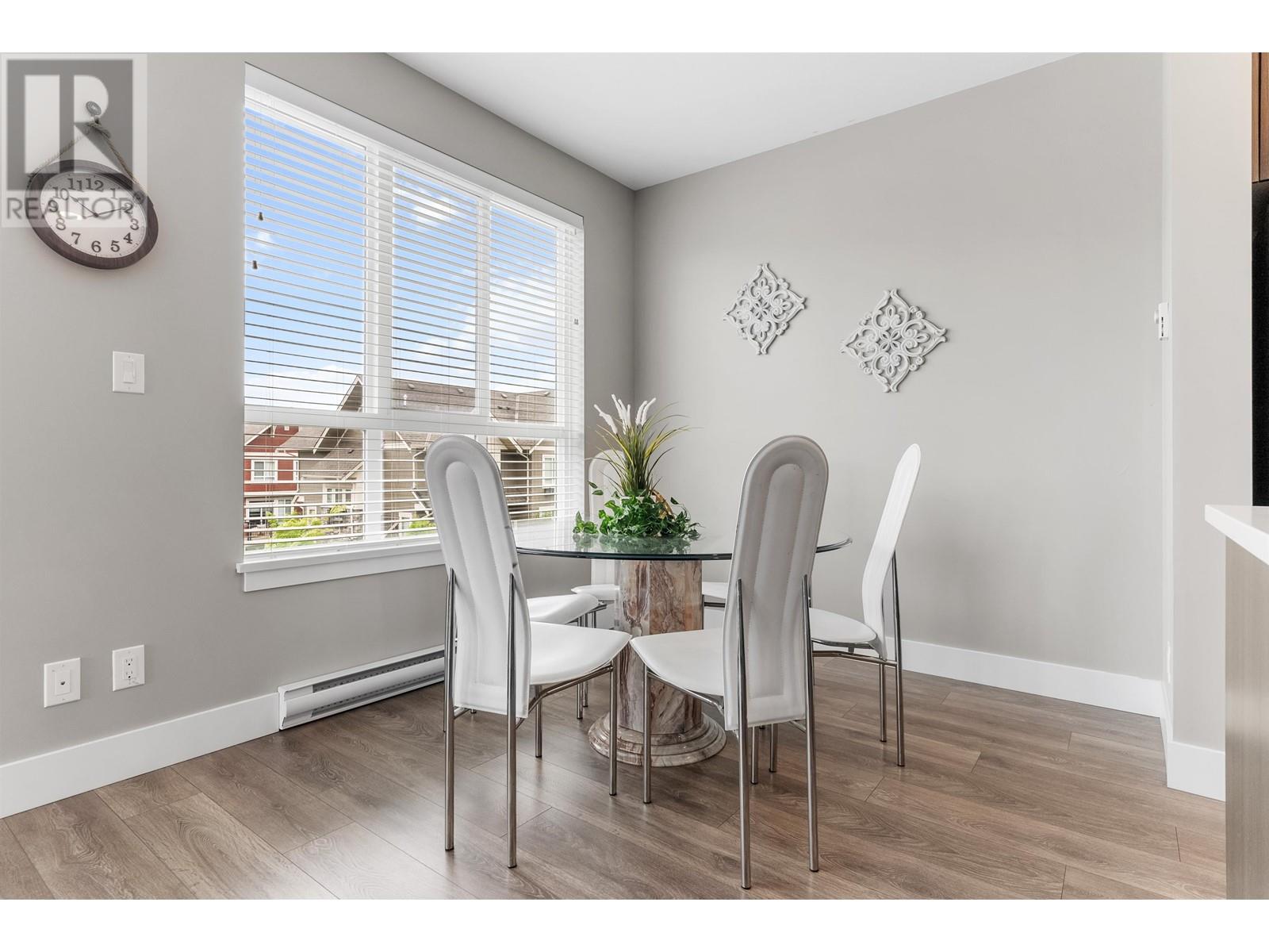 Photo 7 of 317 4690 Hawk Lane, Tsawwassen BC