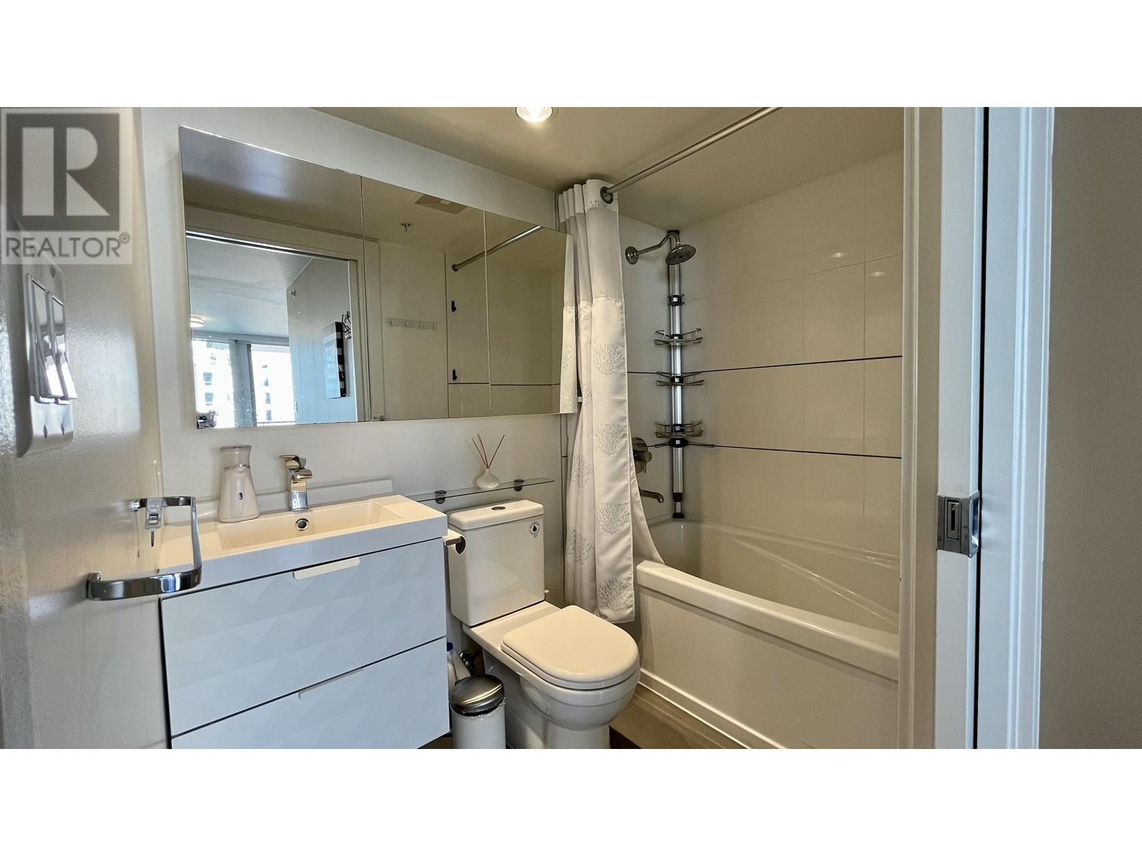 Photo 8 of 1107 565 Smithe Street, Vancouver BC