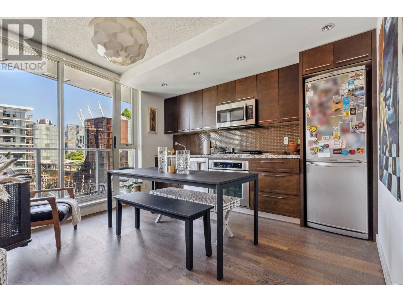 1701 918 COOPERAGE WAY, Vancouver