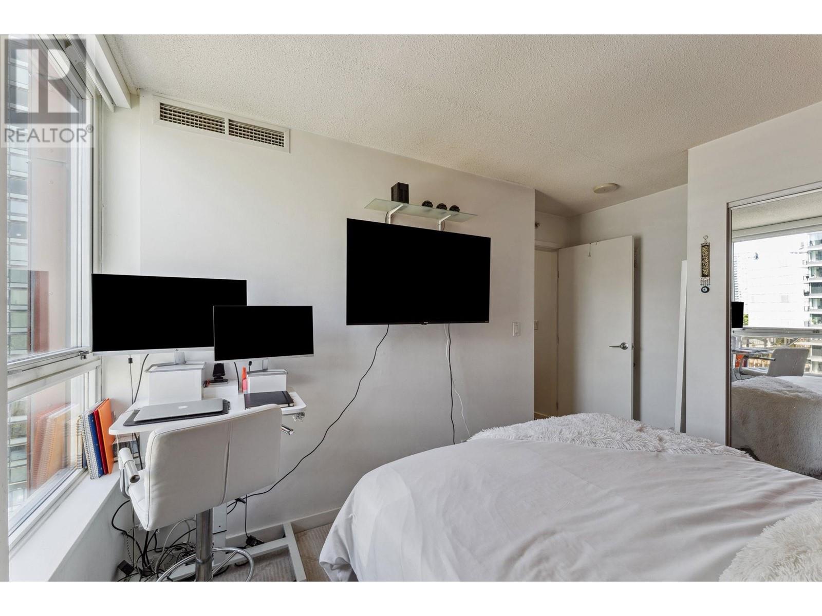 1701 918 COOPERAGE WAY, Vancouver