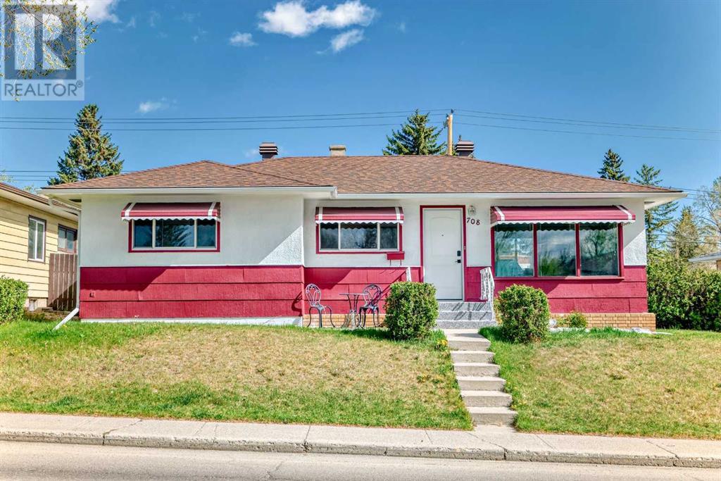 708 75 Avenue SW, Calgary, Alberta