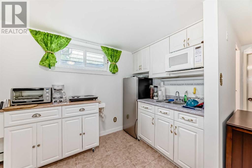 Multi-family House for Sale in   Avenue SW Kingsland Calgary 