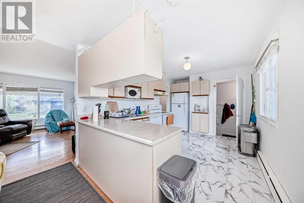 Multi-family House for Sale in   Avenue SW Kingsland Calgary 
