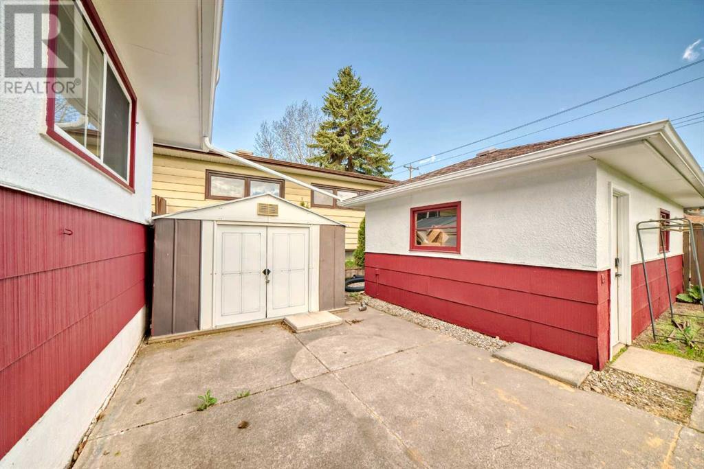 Multi-family House for Sale in   Avenue SW Kingsland Calgary 