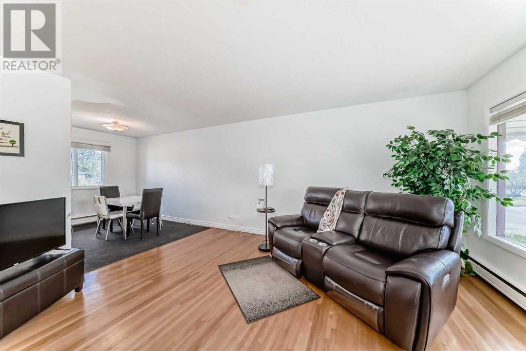 Multi-family House for Sale in   Avenue SW Kingsland Calgary 