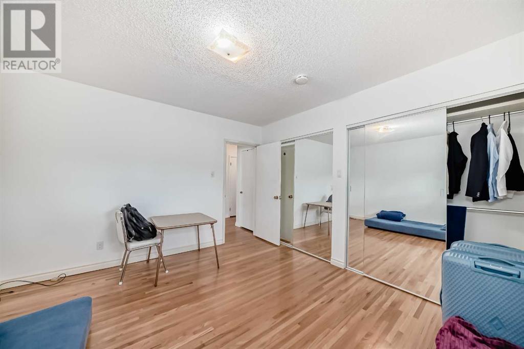 Multi-family House for Sale in   Avenue SW Kingsland Calgary 