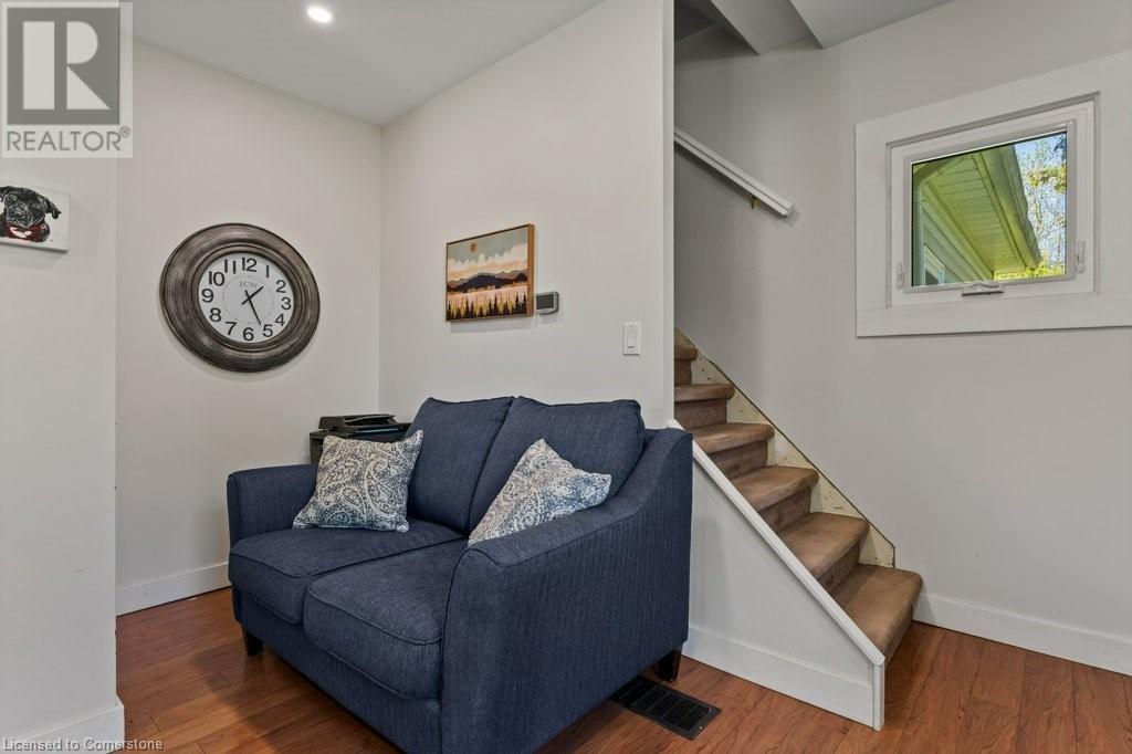 Photo 16 of 4216 Mountain Street, Beamsville ON