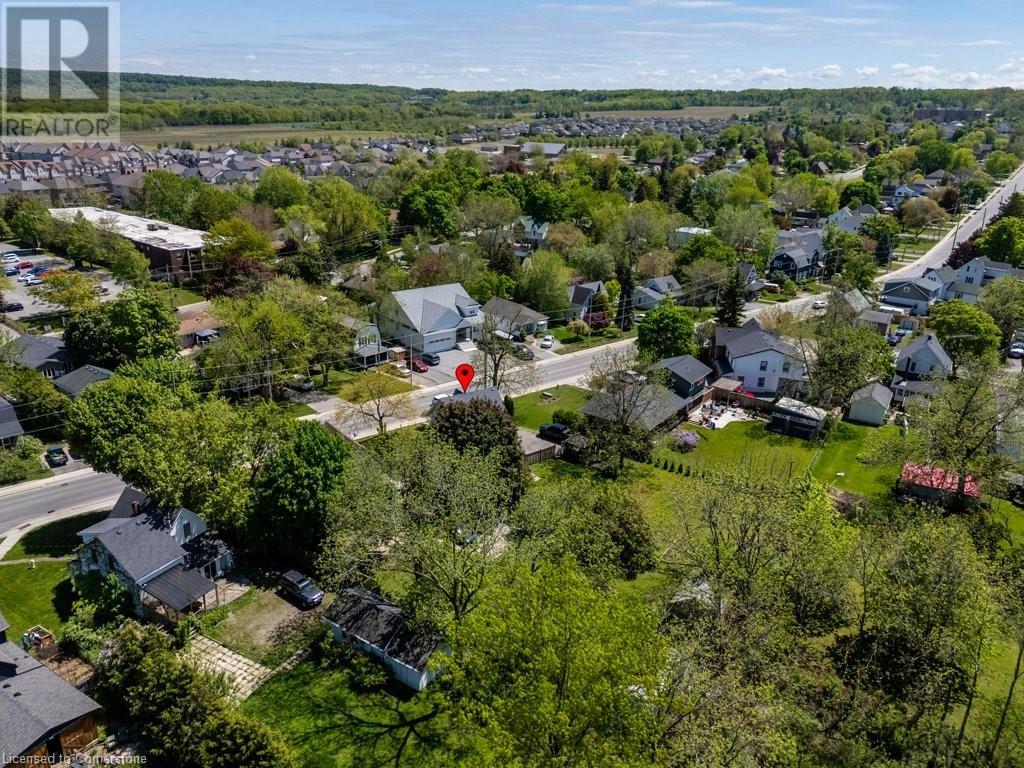 Photo 46 of 4216 Mountain Street, Beamsville ON