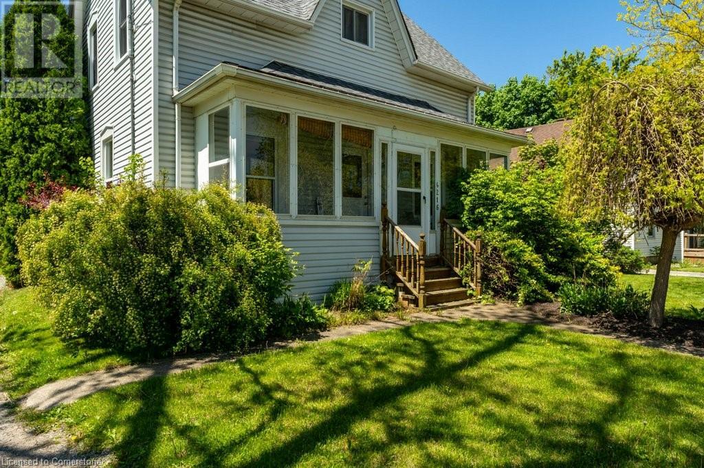 Photo 6 of 4216 Mountain Street, Beamsville ON