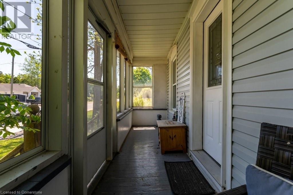 Photo 8 of 4216 Mountain Street, Beamsville ON