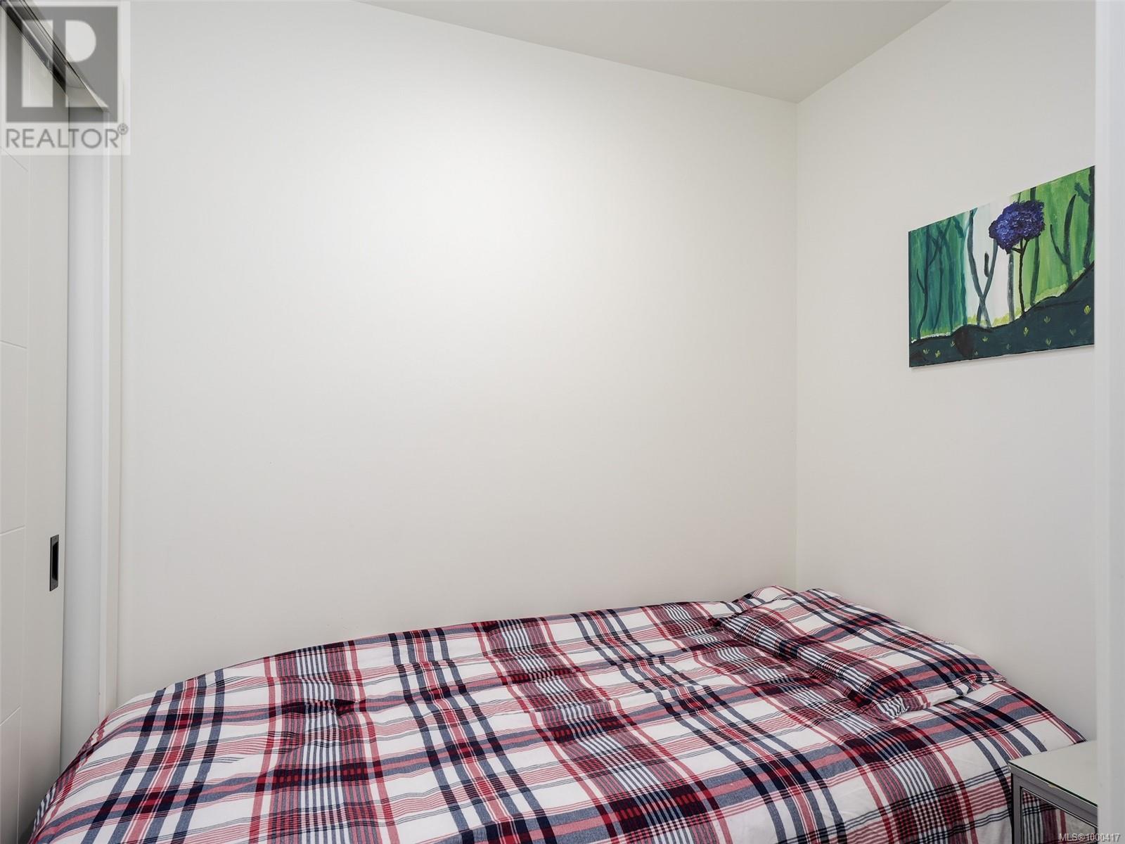 #307 1301 HILLSIDE AVE - Image 17
