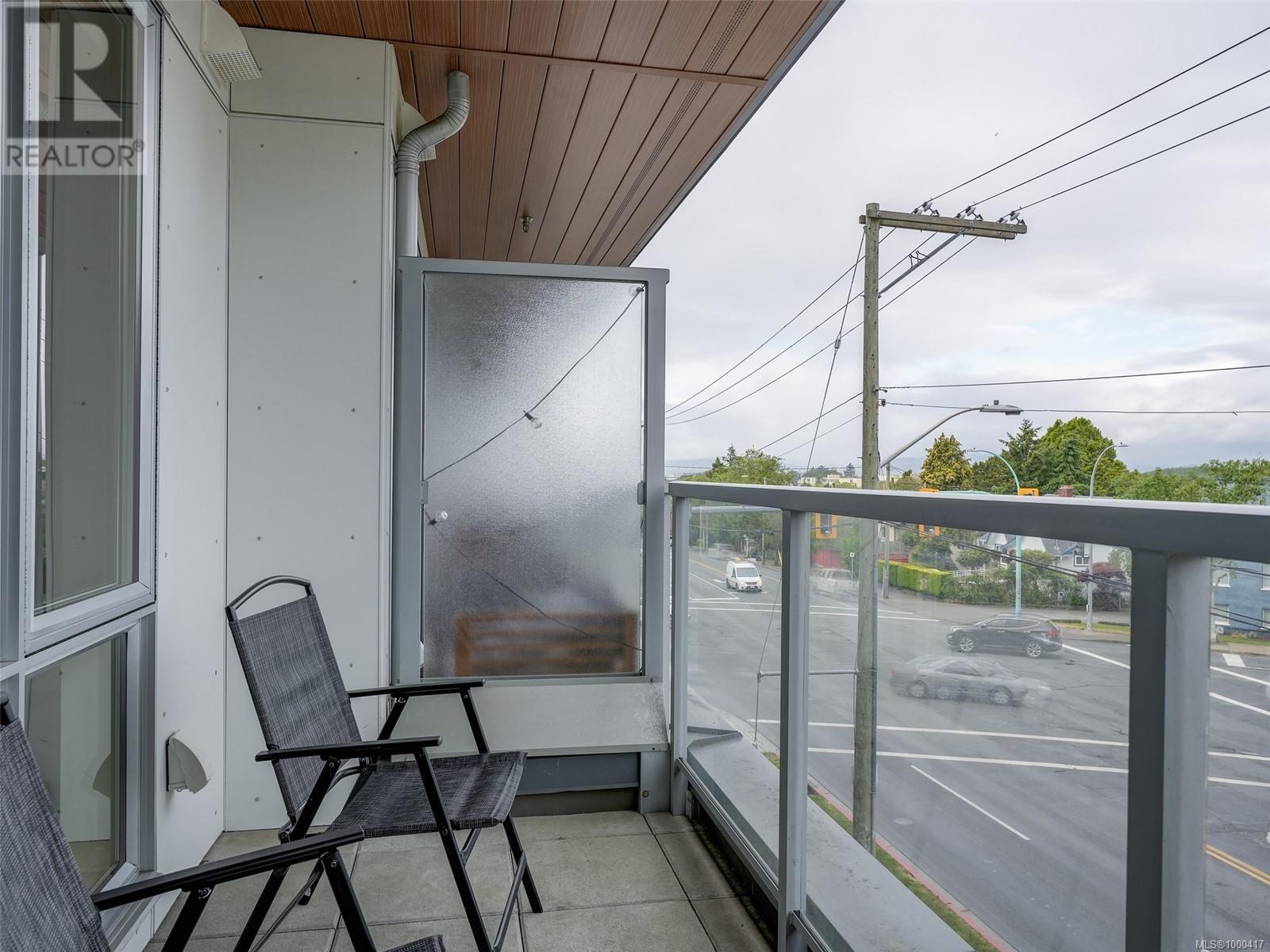 #307 1301 HILLSIDE AVE - Image 18