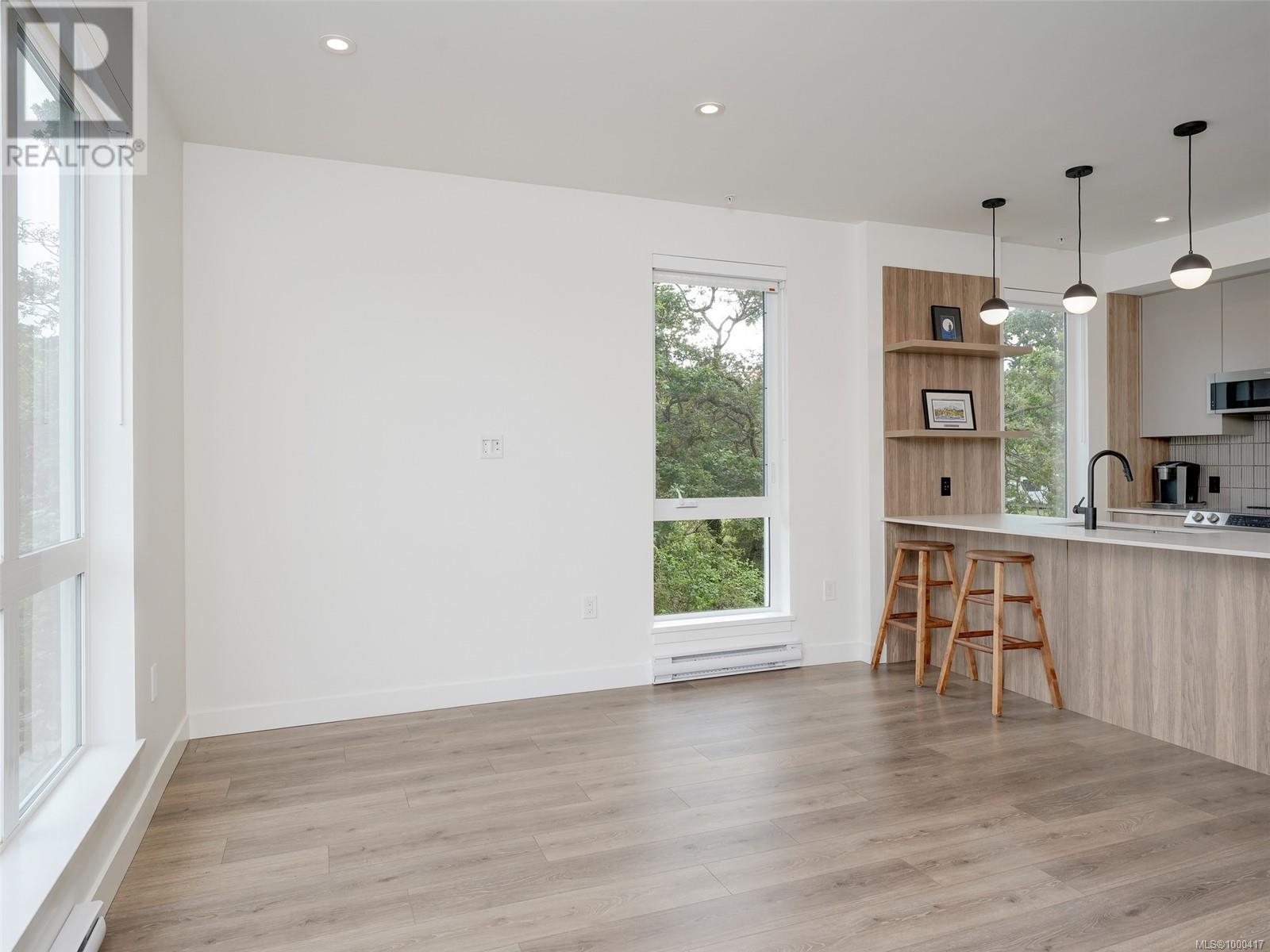 #307 1301 HILLSIDE AVE - Image 3