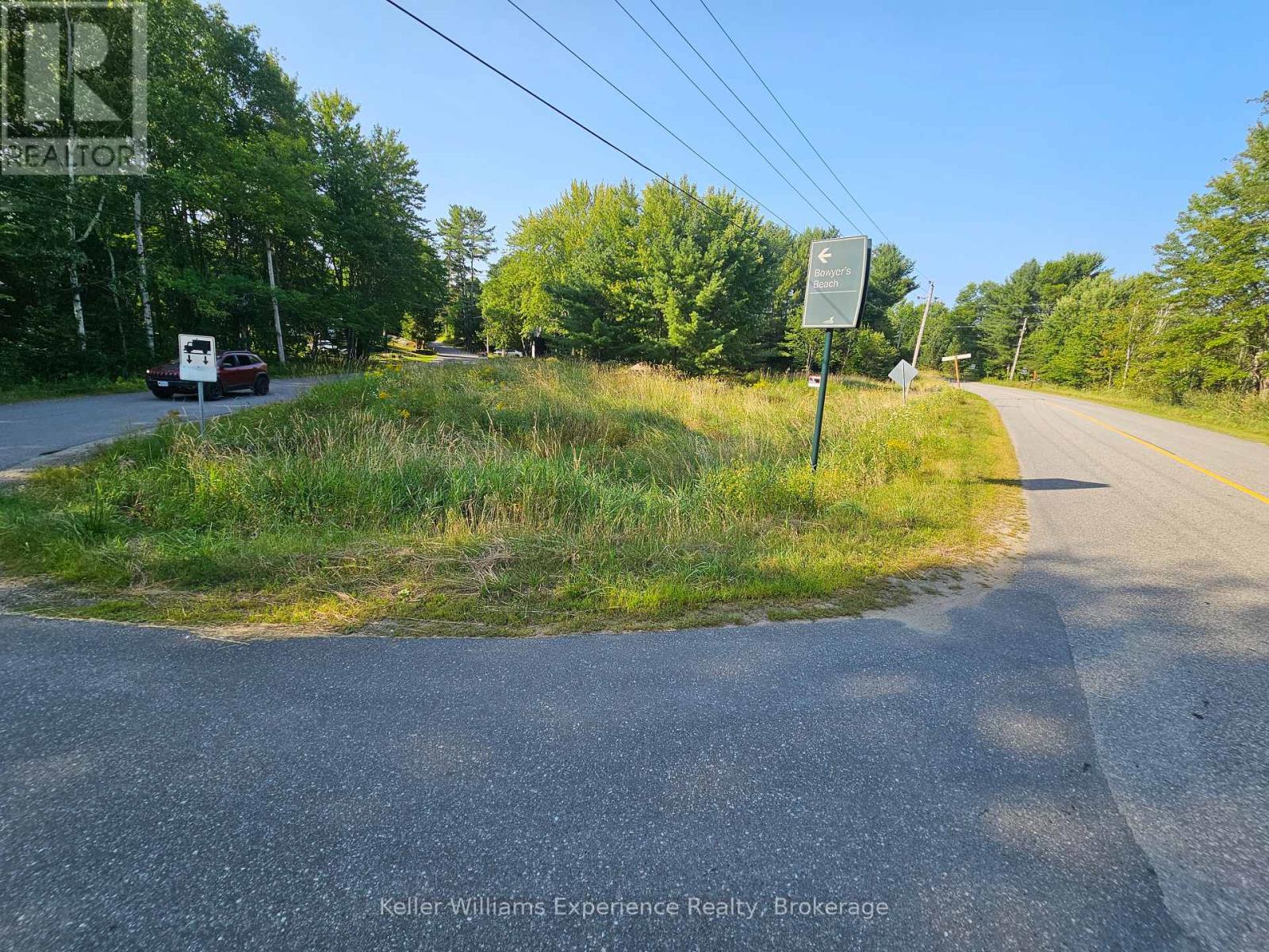 Photo 8 of 1006 Bowyers Beach Road, Bracebridge ON