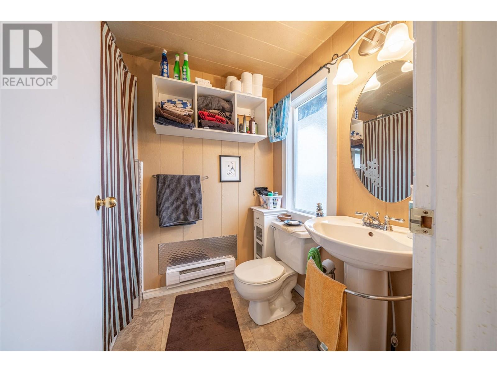  13071 Trewhitt Road East, Lake Country