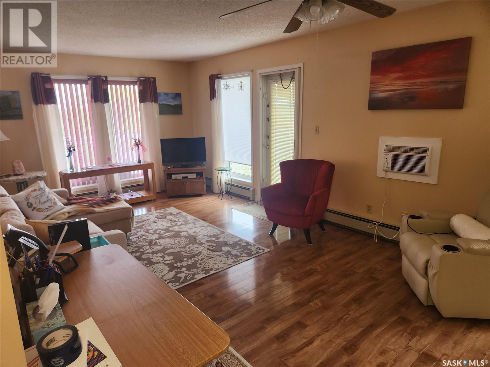 Photo 16 of 304 806 100 A Street, Tisdale SK
