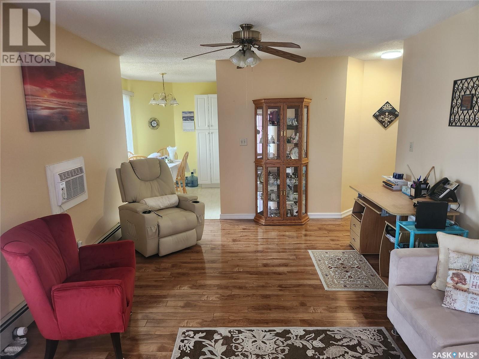 Photo 5 of 304 806 100 A Street, Tisdale SK