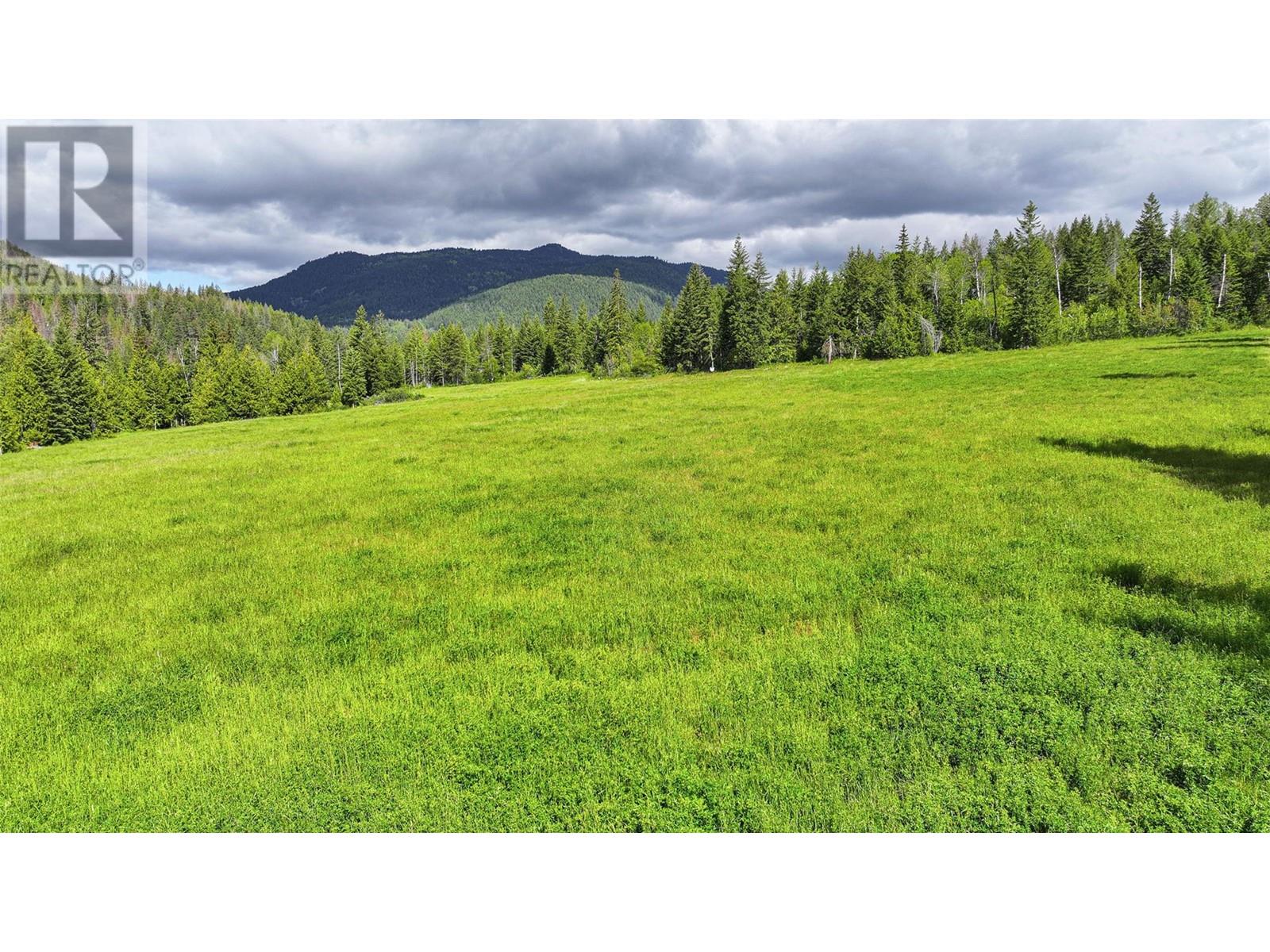 1075 Six Mile Creek Road, Vernon
