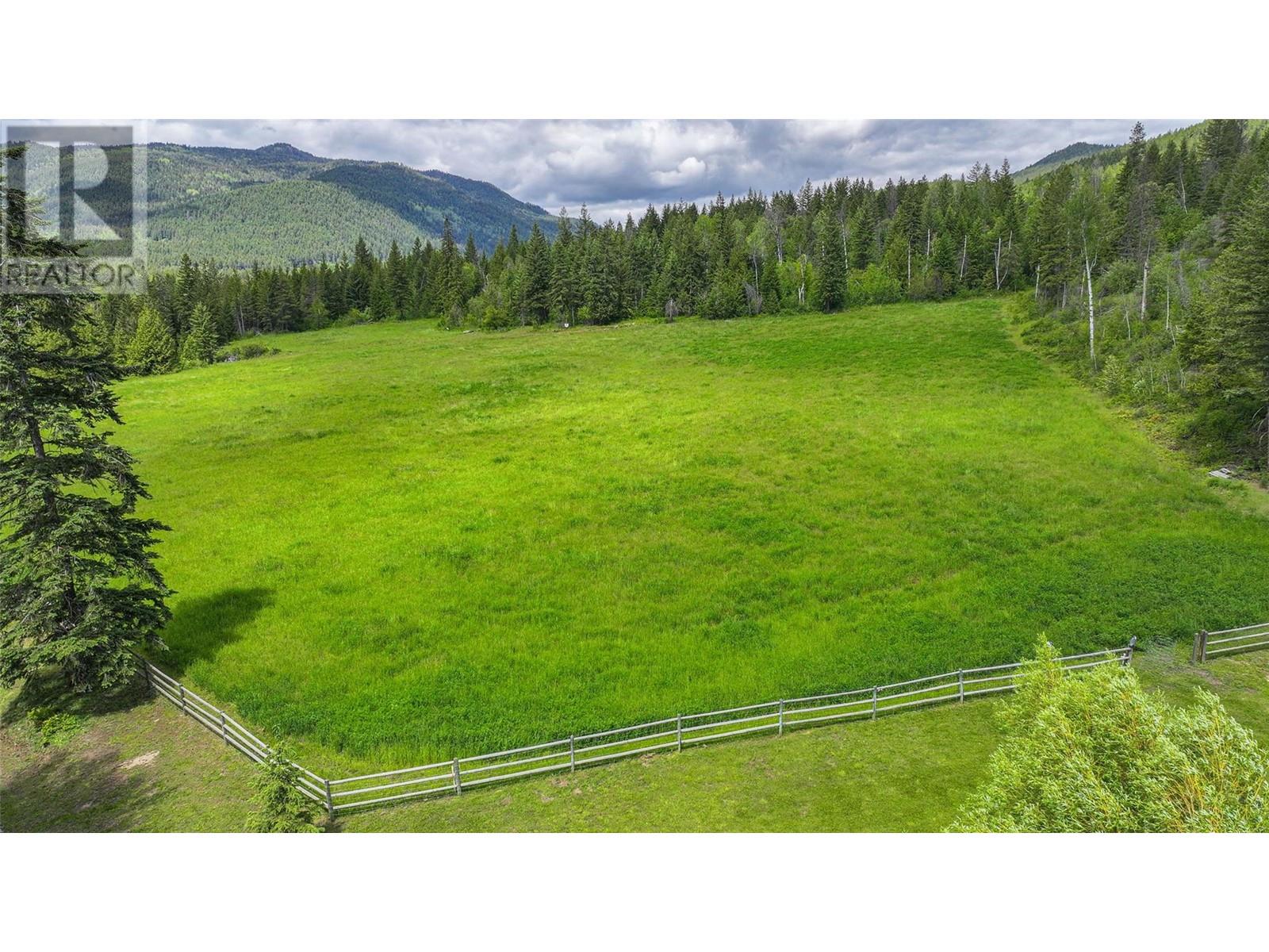 1075 Six Mile Creek Road, Vernon