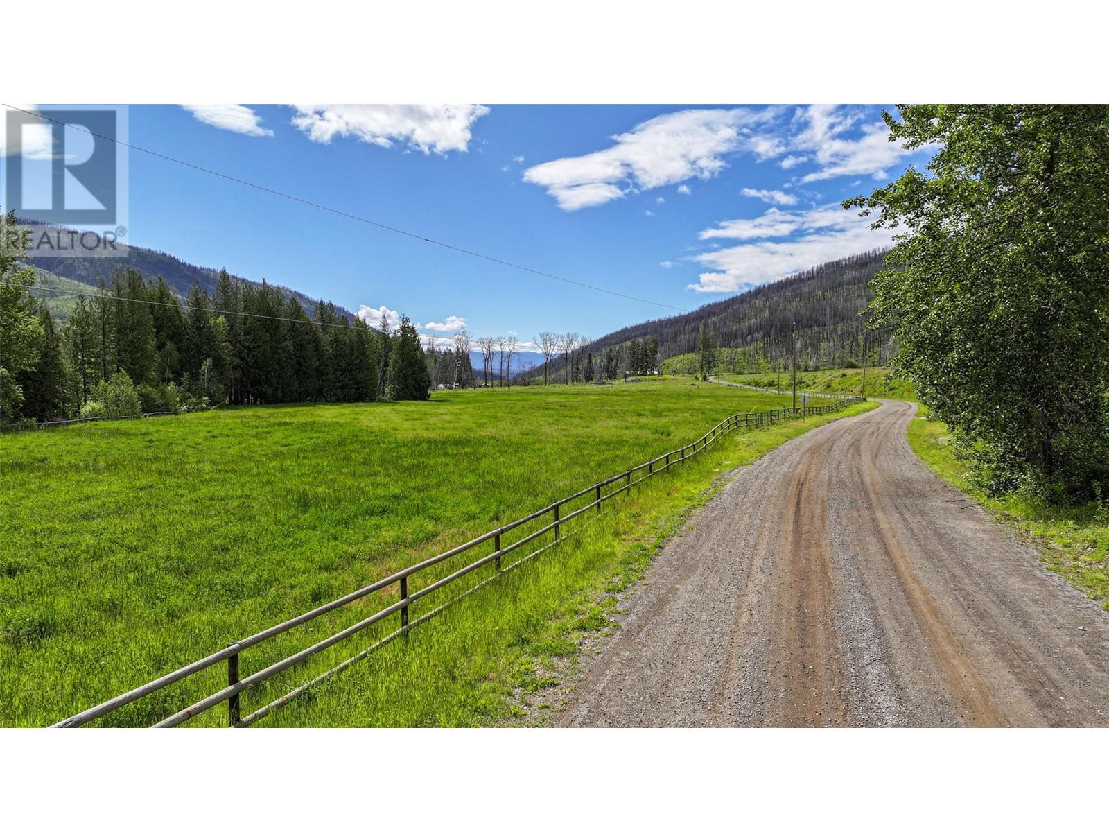 1075 Six Mile Creek Road, Vernon